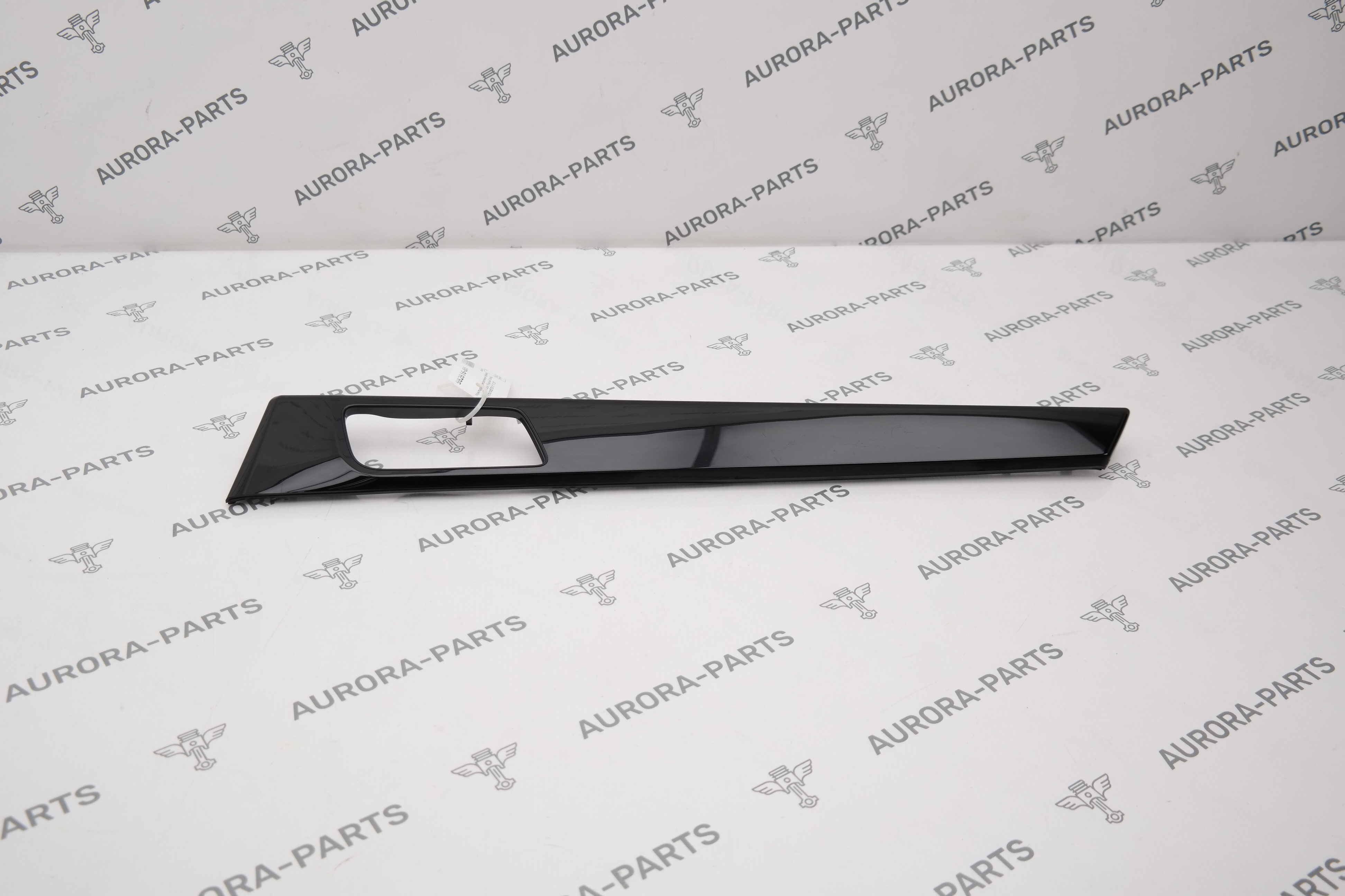 Накладка декоративная обшивки задней двери (Черный глянец) RH Porsche Panamera