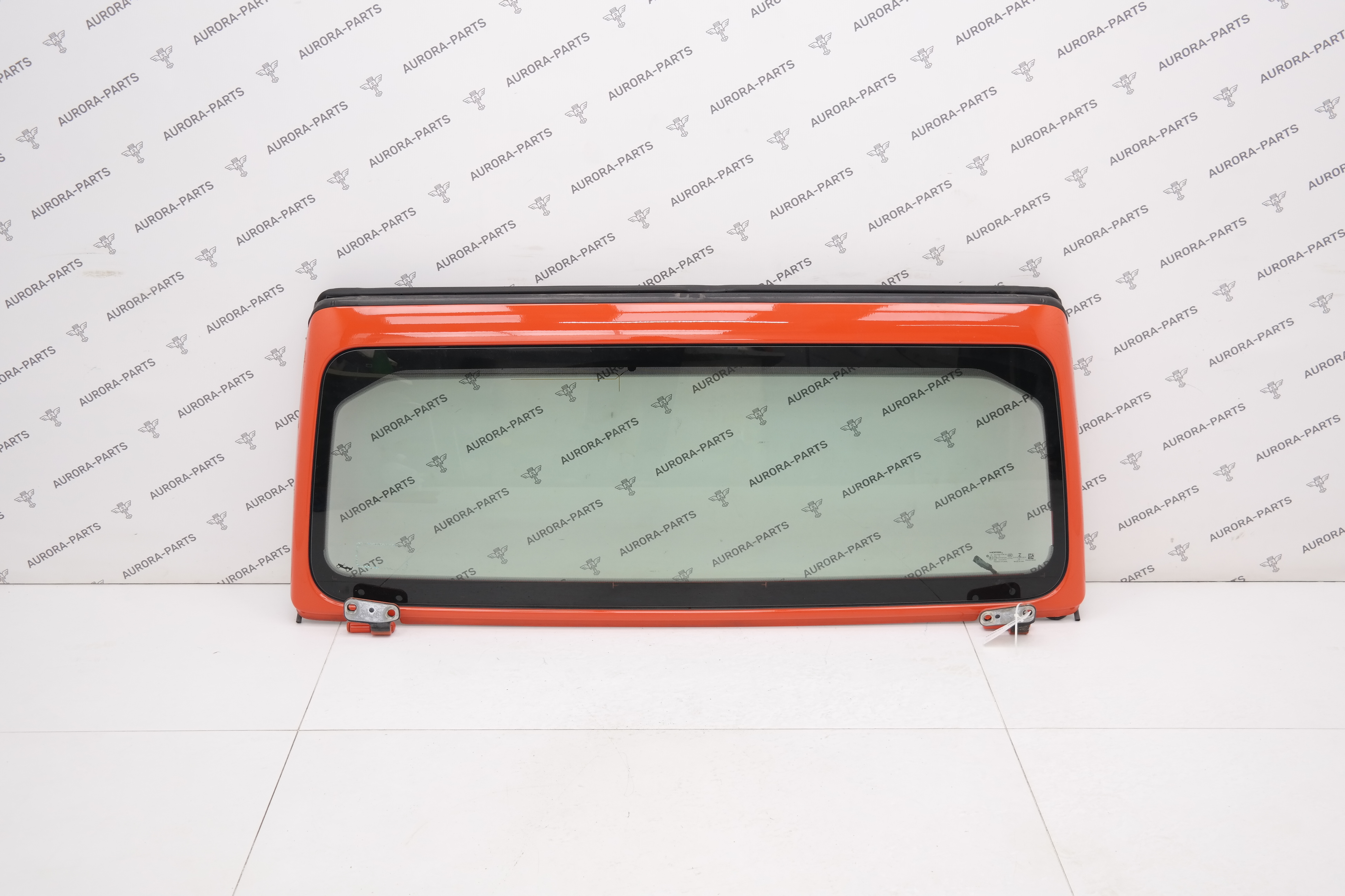 Стекло лобовое Jeep Wrangler