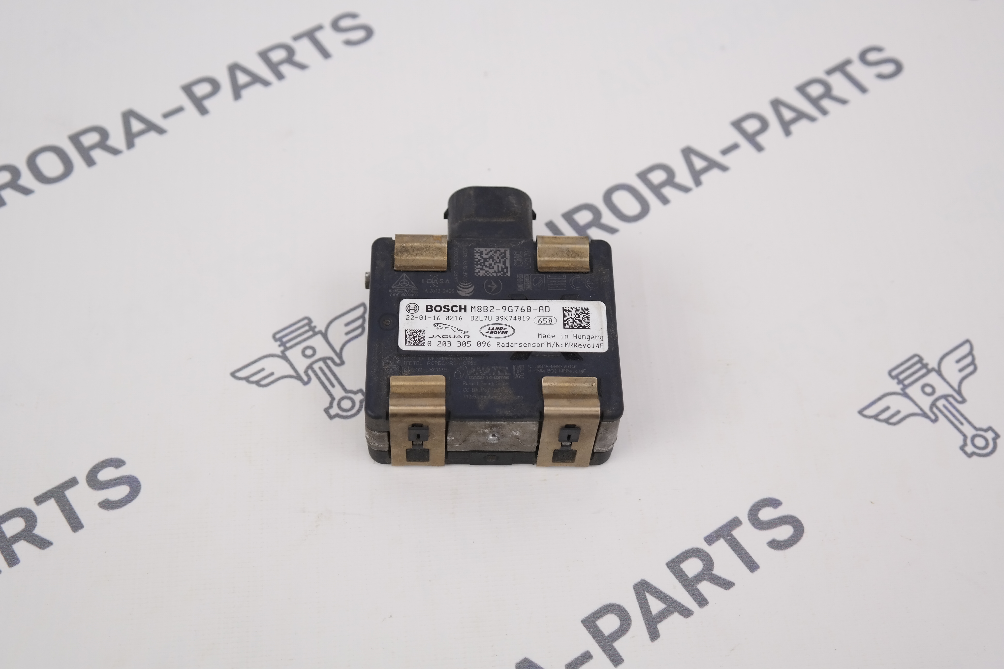 Радар активного круиз-контроля Land Rover Defender