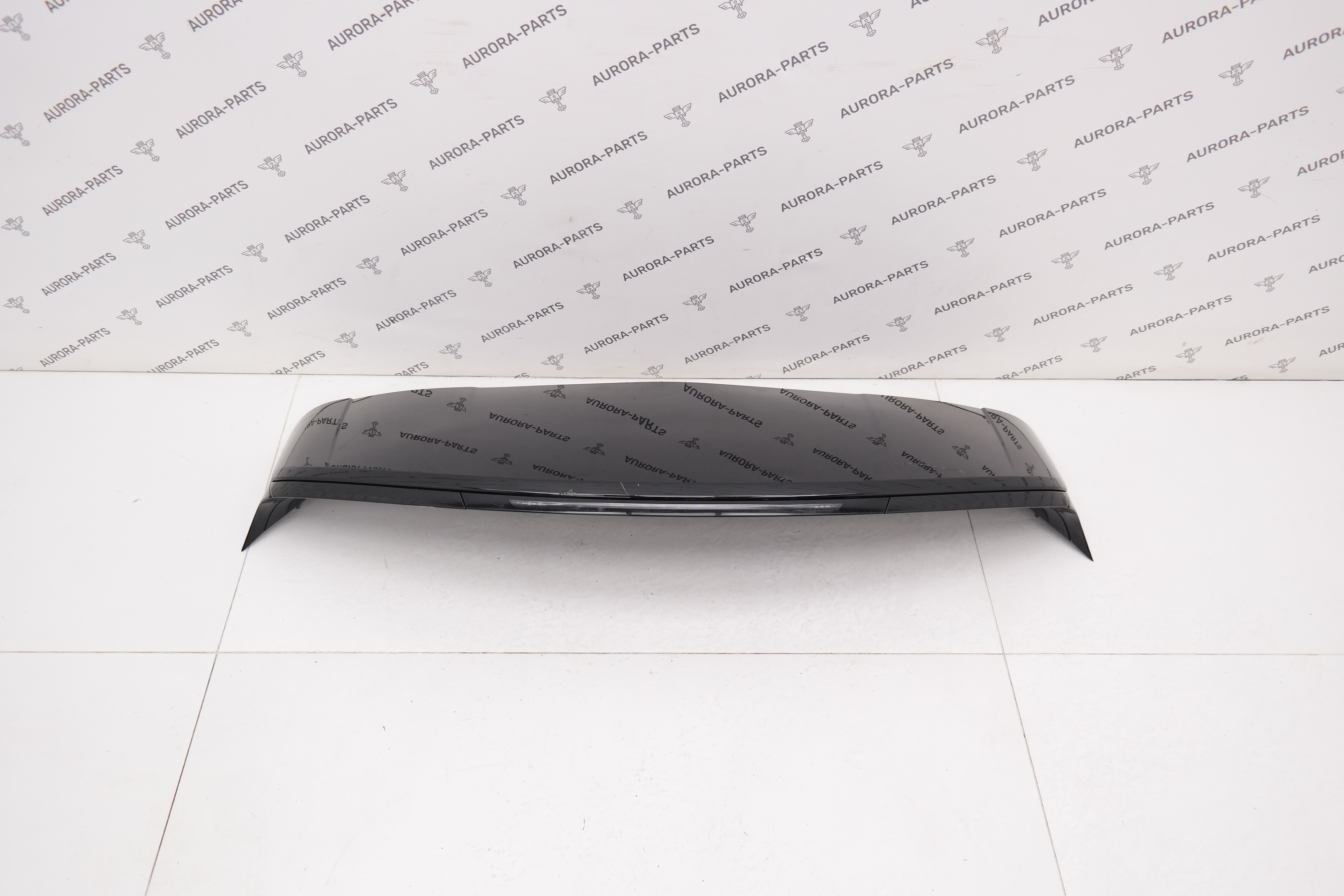 Спойлер крышки багажника Land Rover Range Rover Sport