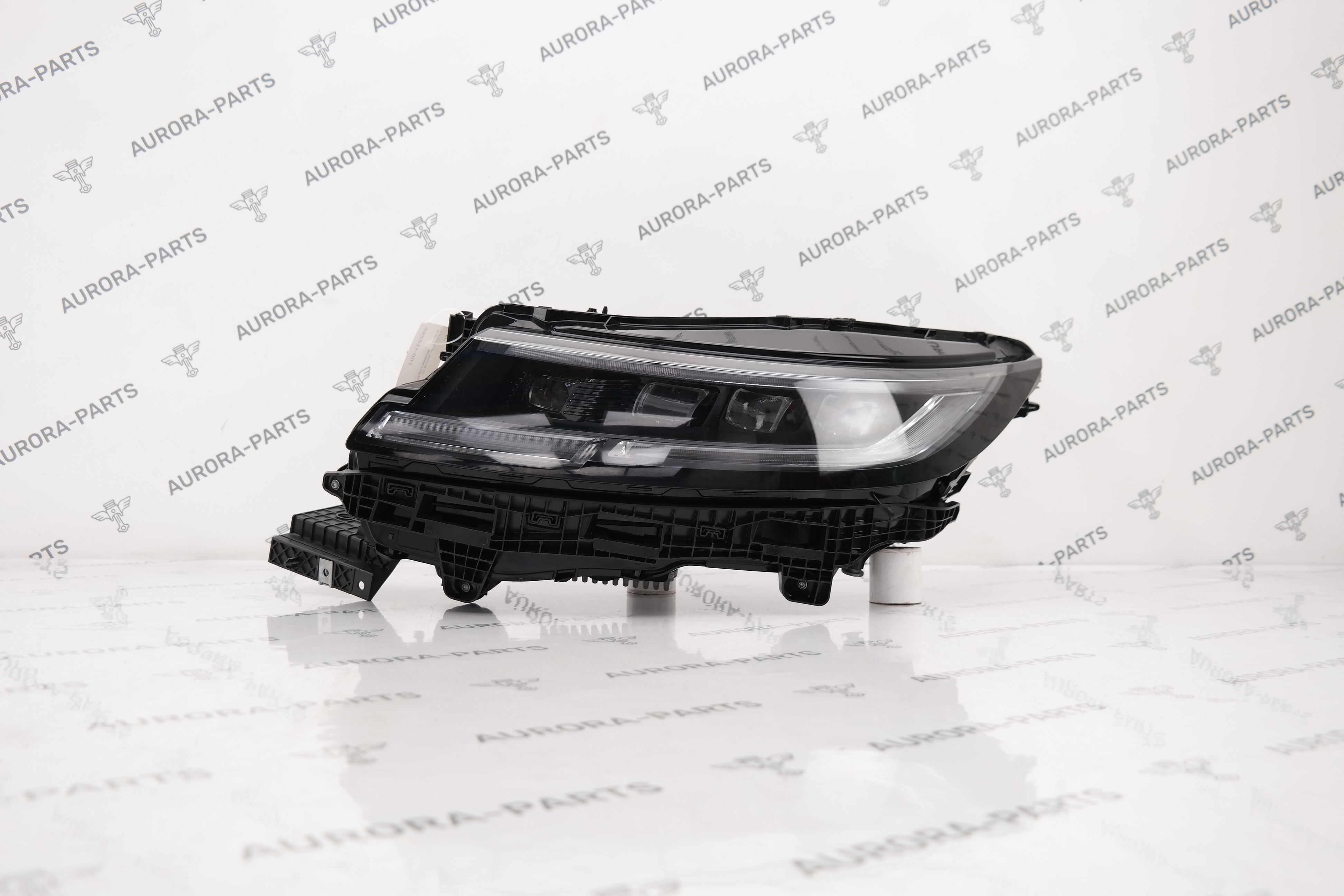 Фара светодиодная в сборе LH Land Rover Range Rover Sport