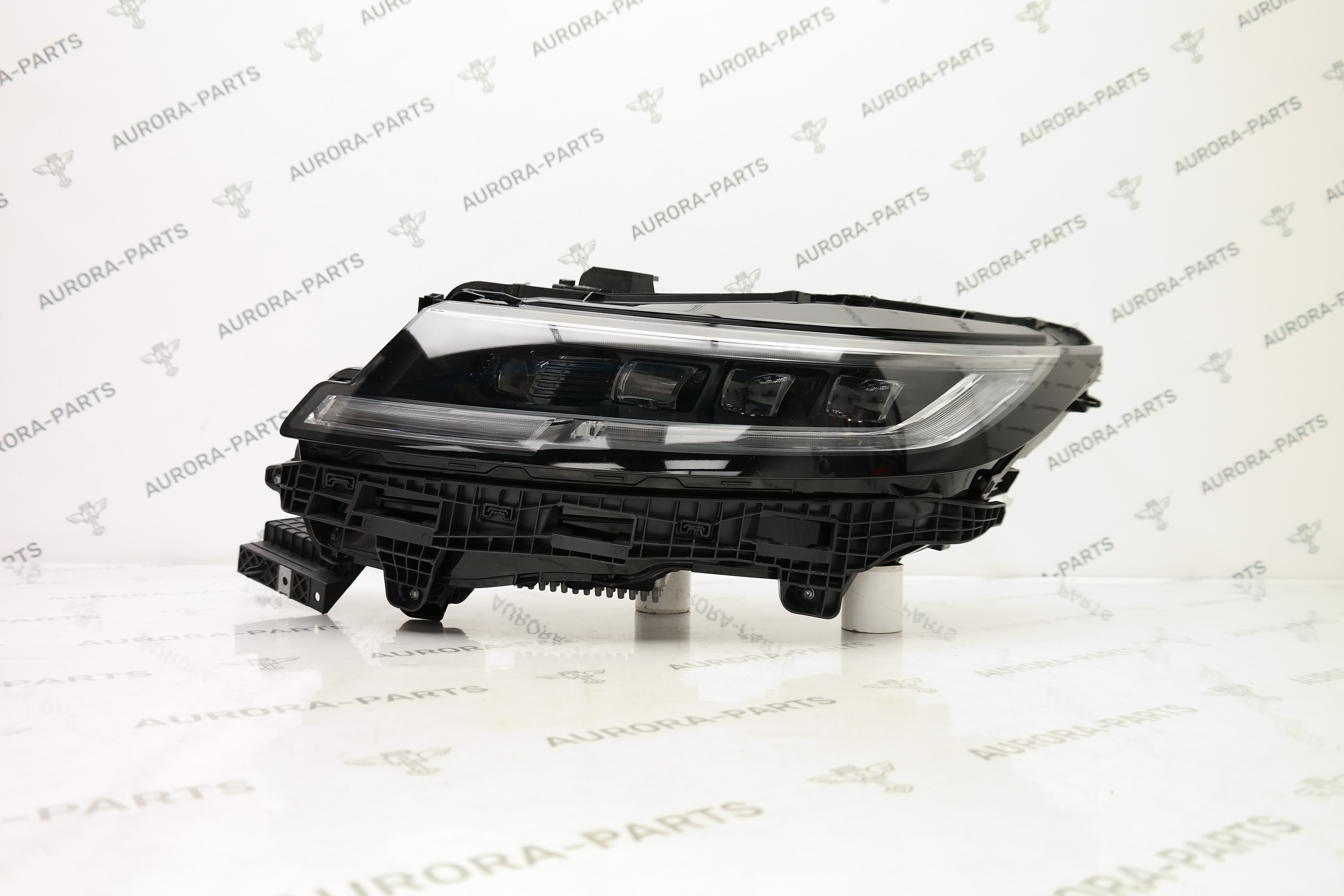 Фара светодиодная в сборе LH Land Rover Range Rover Sport