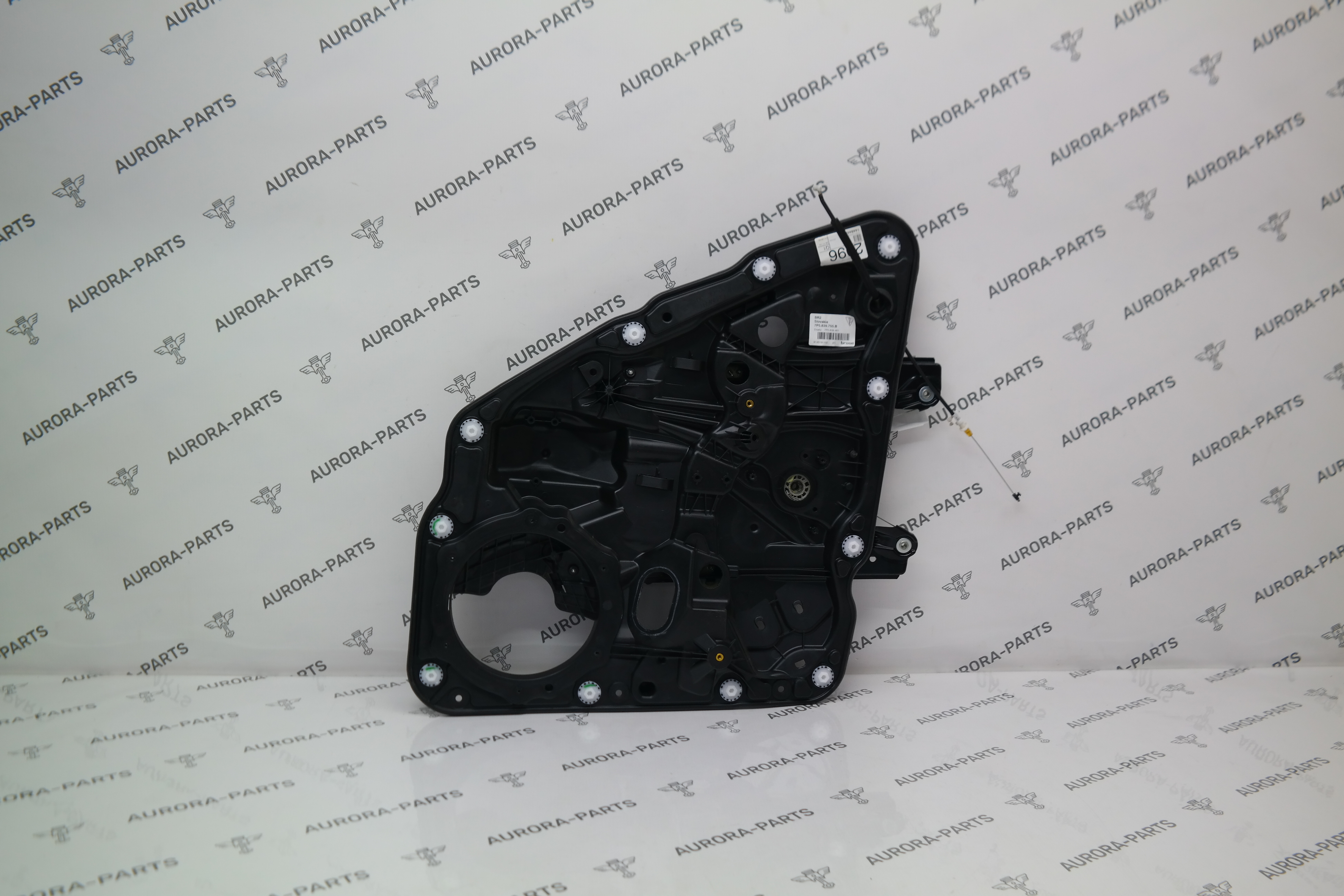 Стеклоподъемник задней двери LH Porsche Cayenne