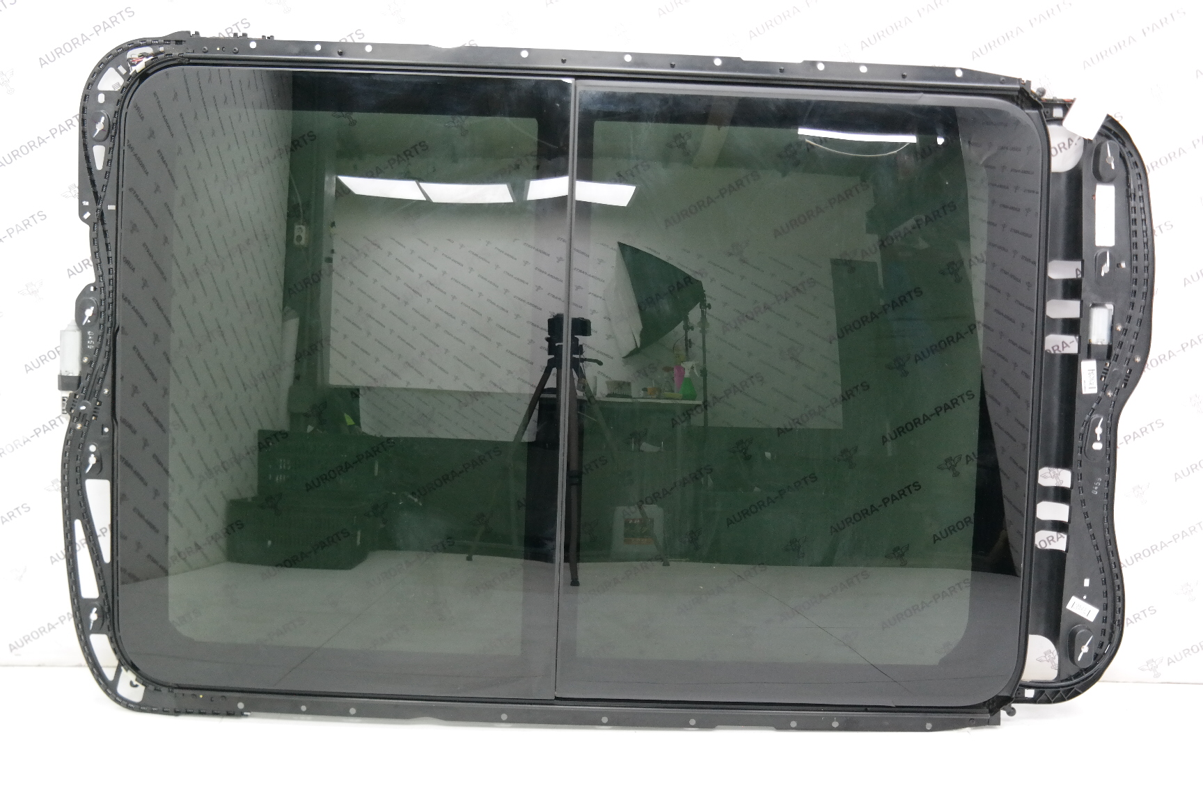 Люк - панорамная крыша в сборе (корпус + два стекла) Porsche Cayenne