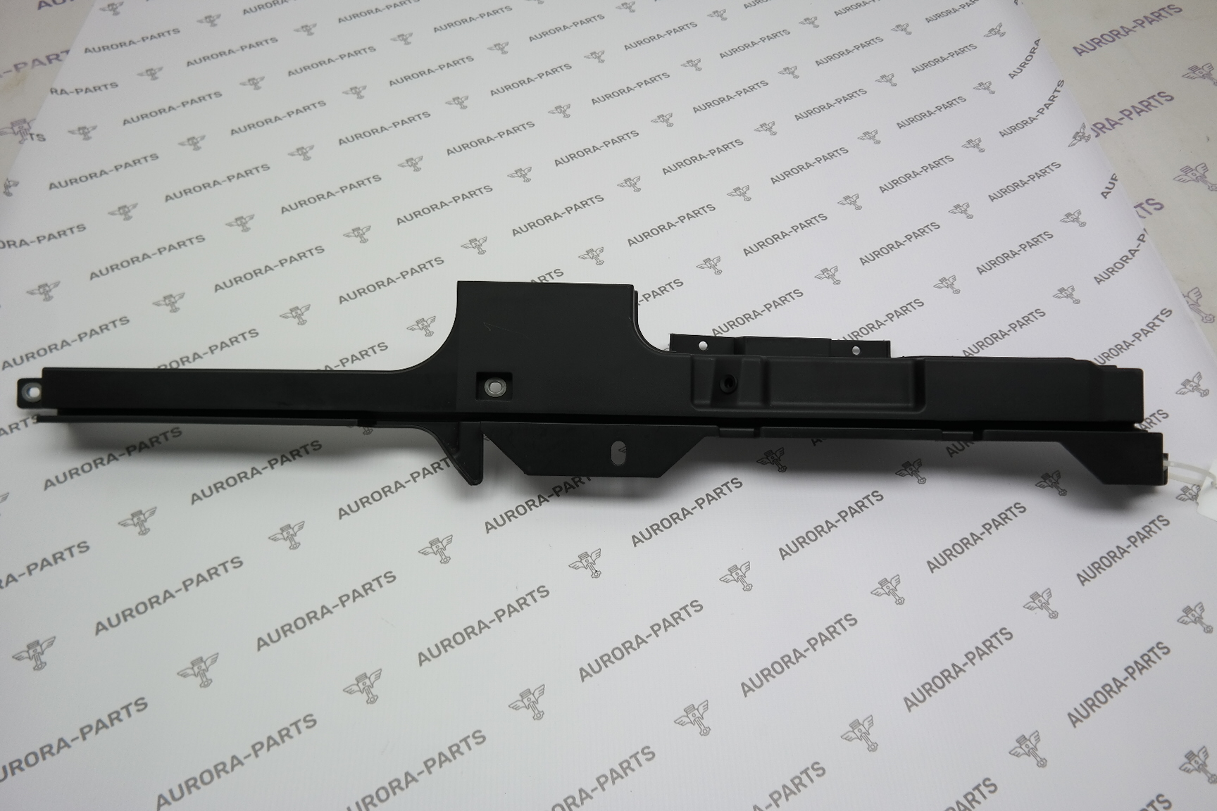 Кронштейн пола багажника LH Porsche Panamera