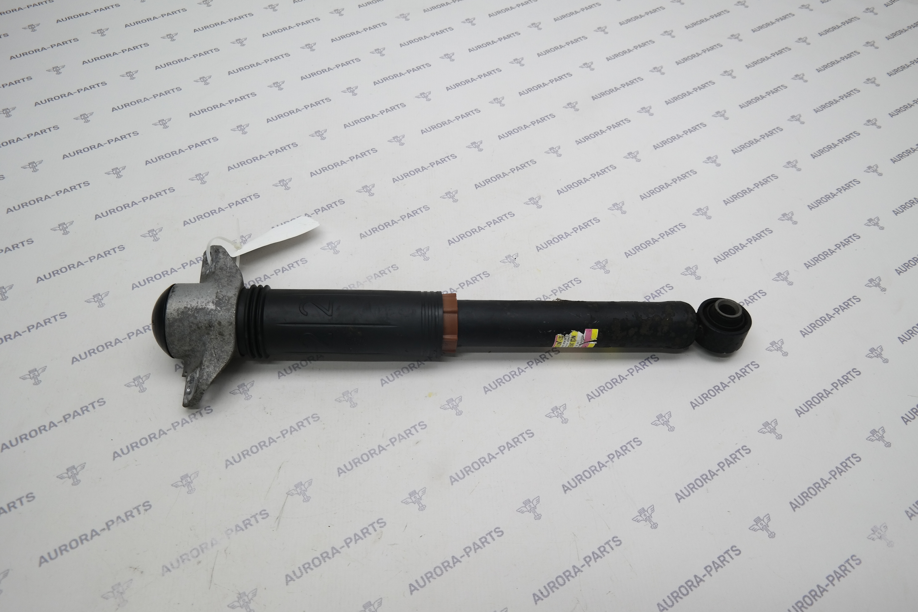 Амортизатор задней подвески LH=RH Toyota RAV 4