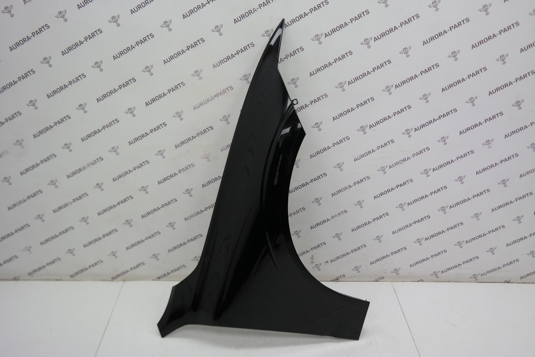 Крыло переднее RH Volvo XC60