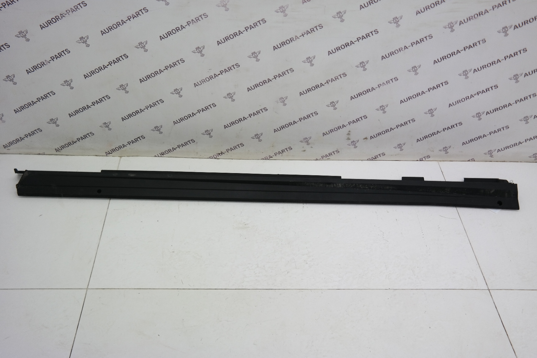 Молдинг наружнего порога RH Toyota RAV 4