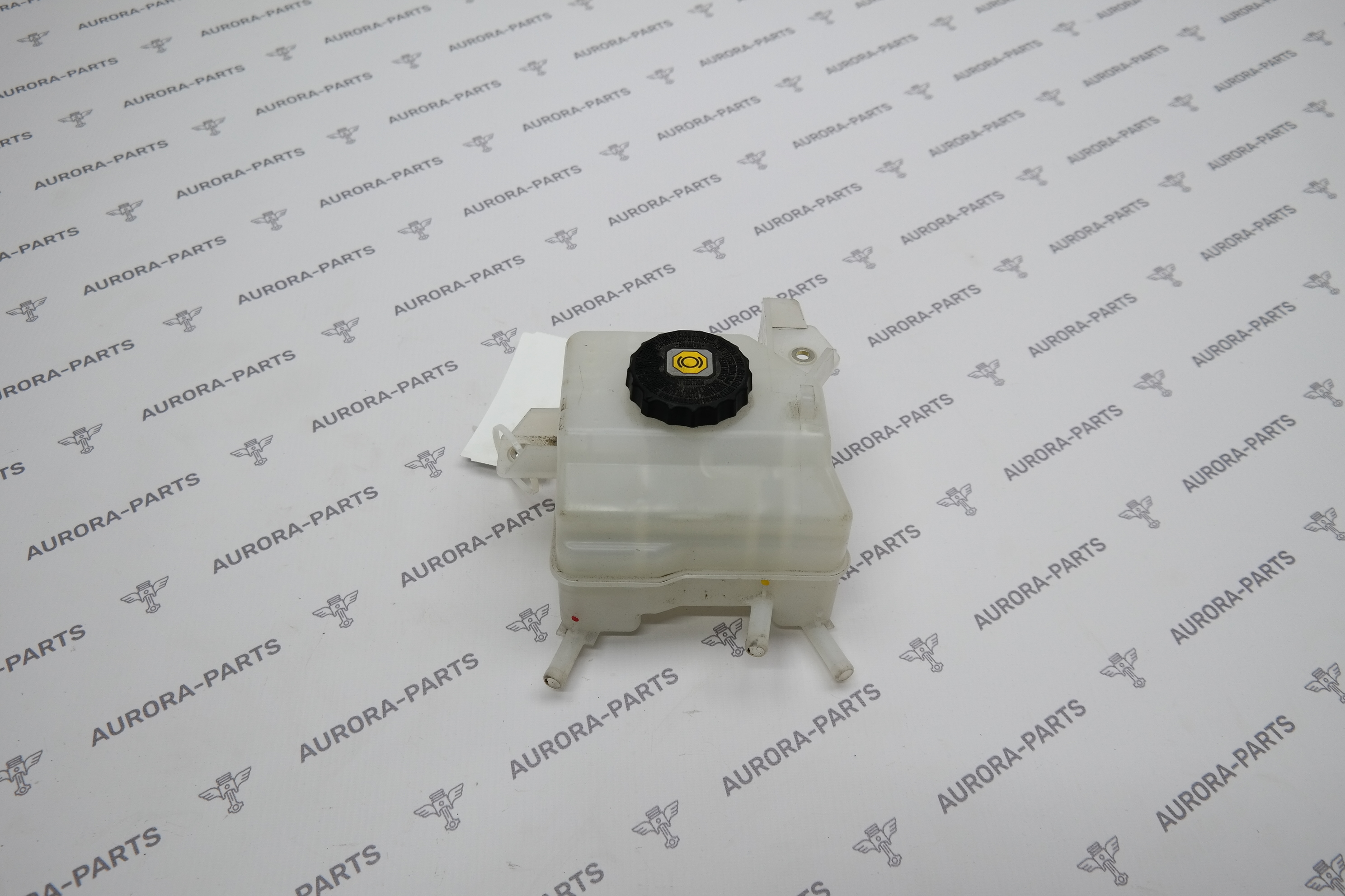 Бачок тормозной жидкости Toyota RAV 4 