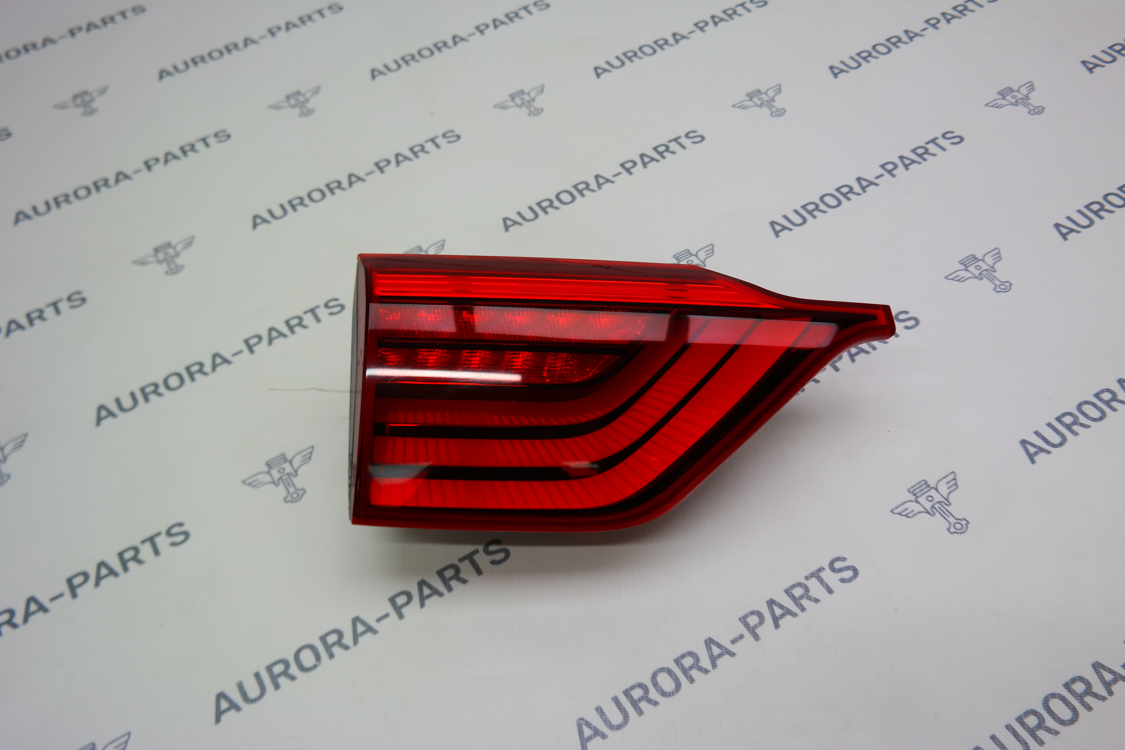 Фонарь задний LH внутренний (крышки багажника) Kia Sportage