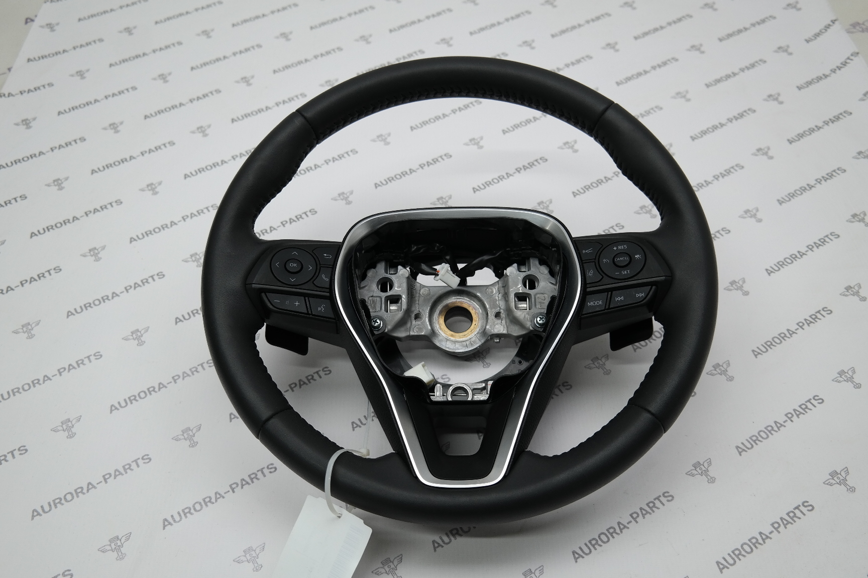 Руль (кожа с обогревом в сборе с кнопками, лепестки) Toyota RAV 4 