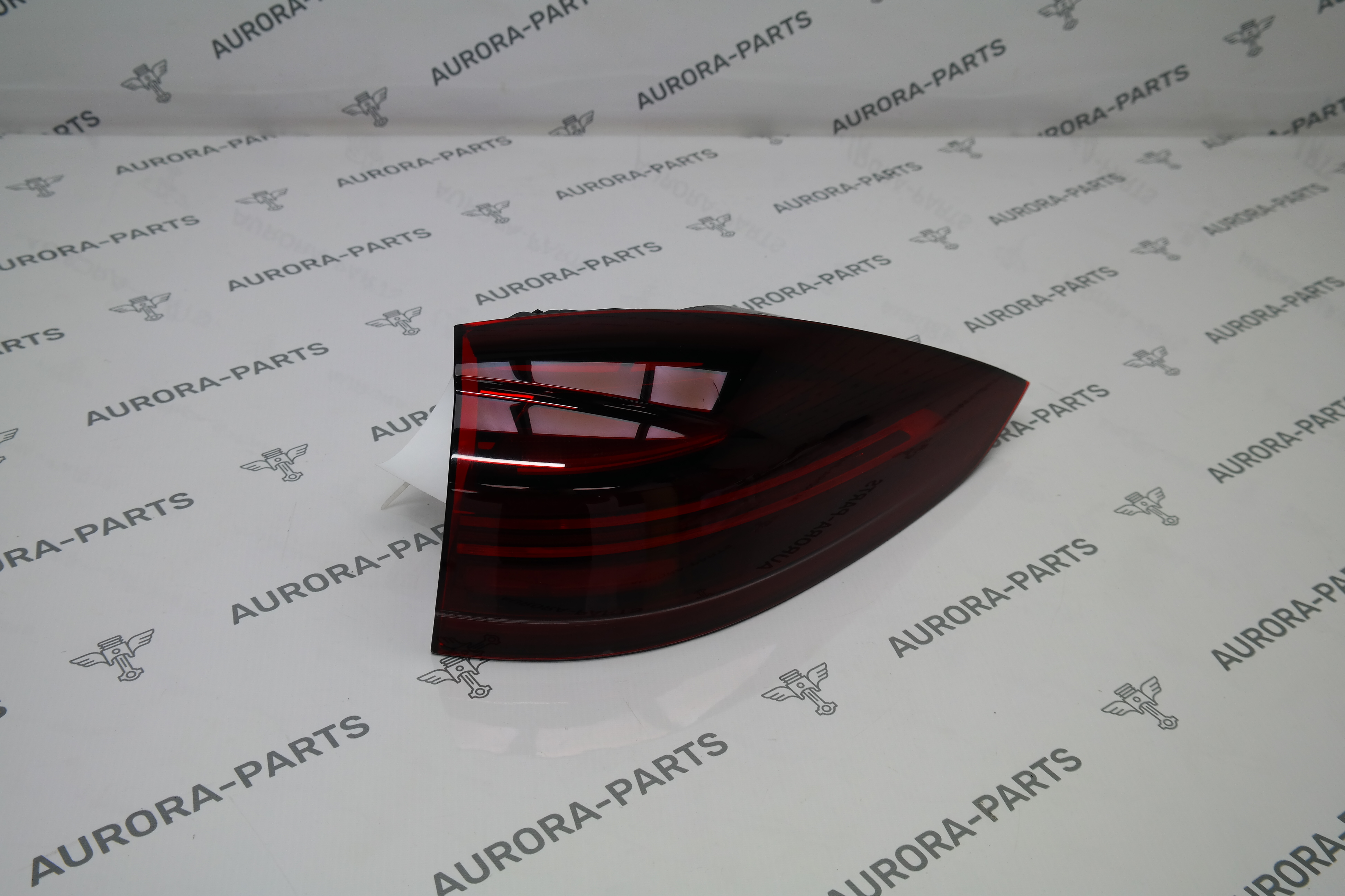 Фонарь задний RH наружний (GTS, рестайлинг) Porsche Cayenne