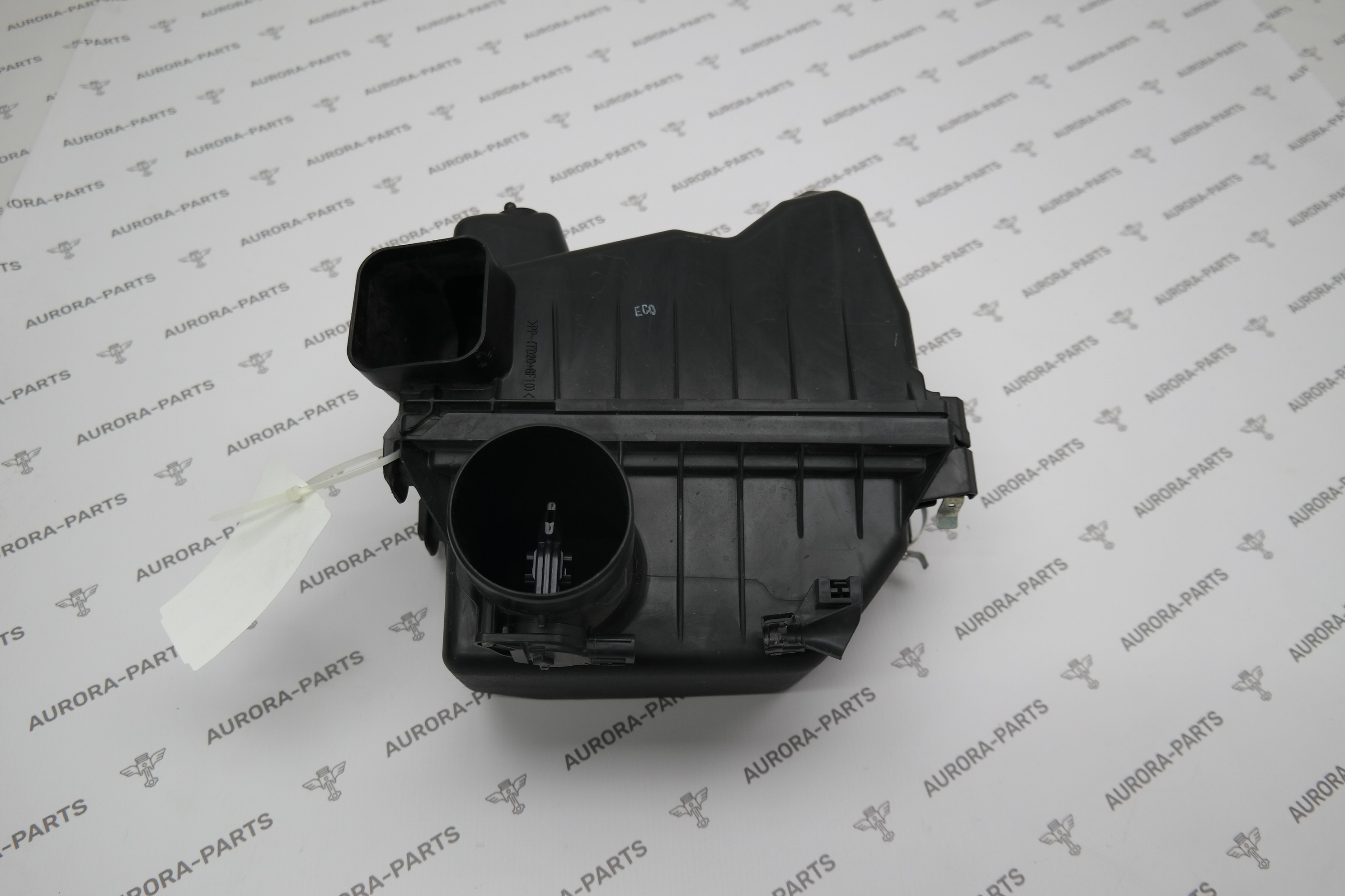 Корпус воздушного фильтра Toyota RAV 4 