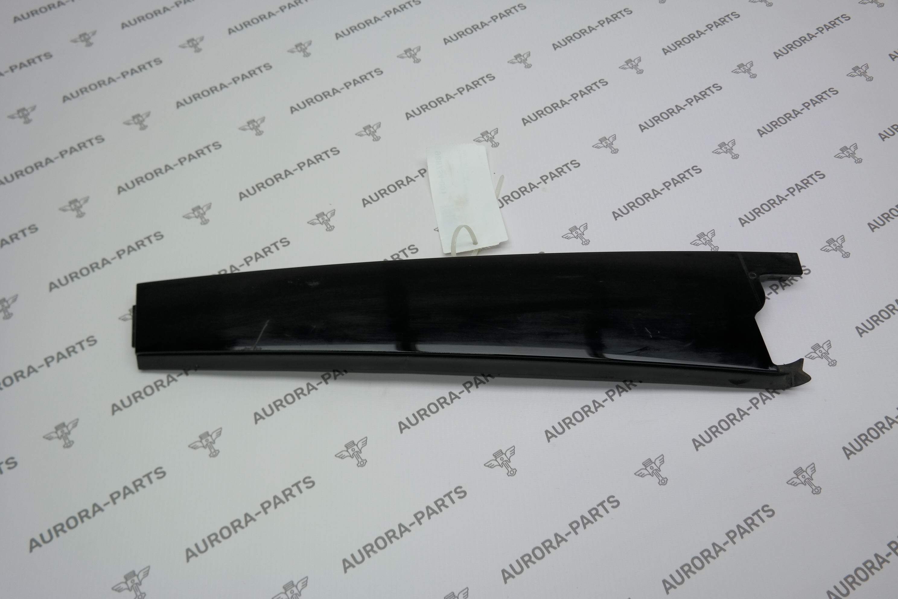 Накладка двери задней LH Porsche Macan