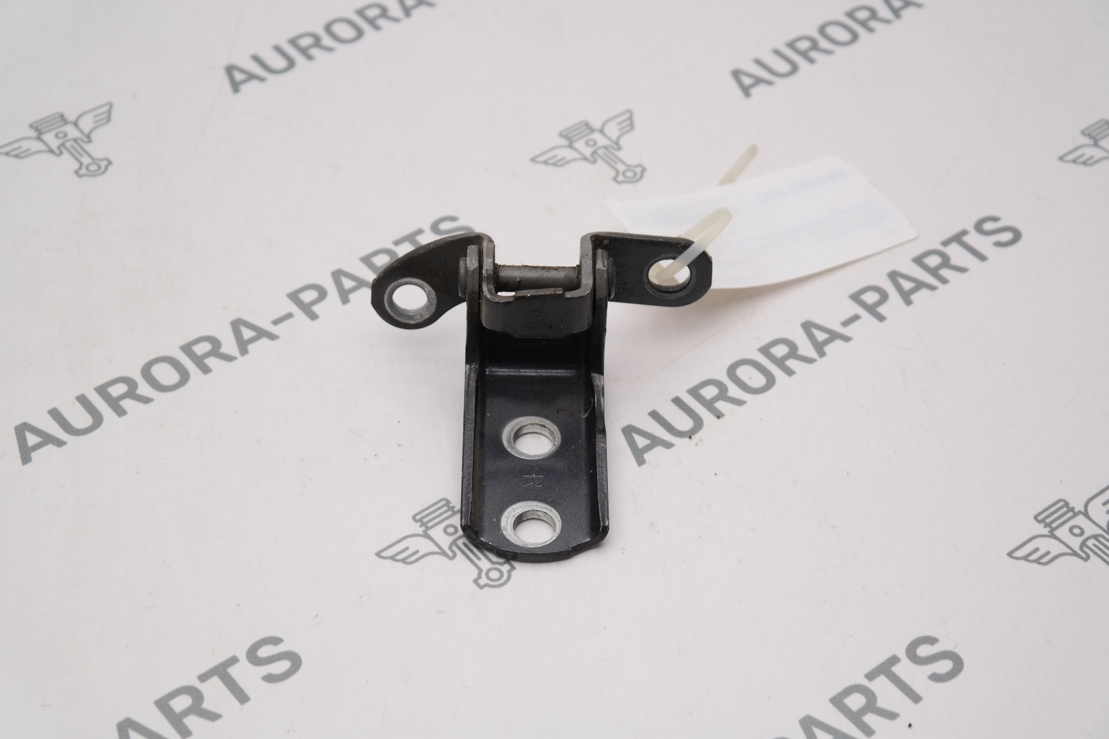 Петля двери задней верхняя RH Toyota RAV 4 