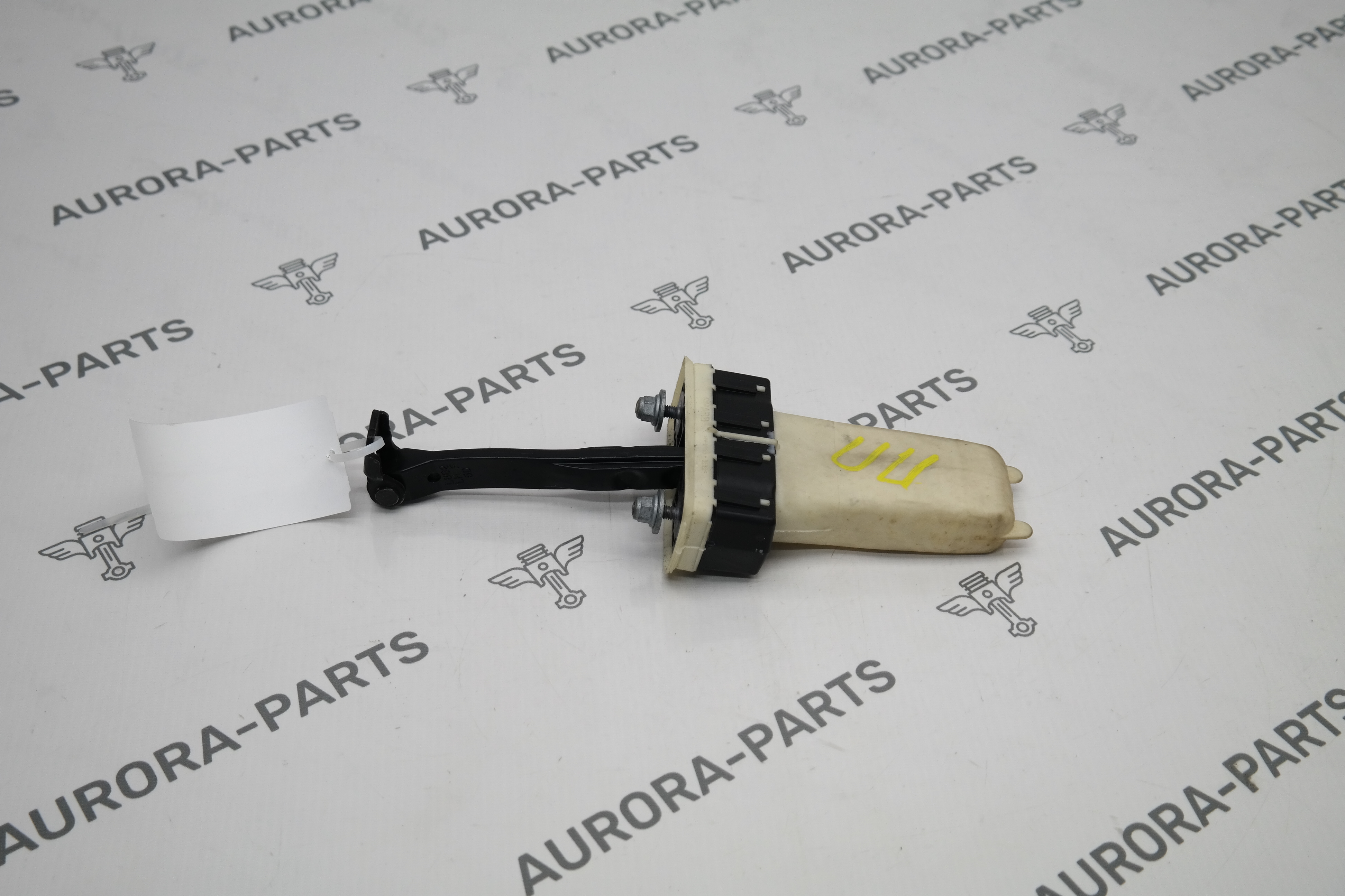 Ограничитель двери передней LH=RH Land Rover Defender