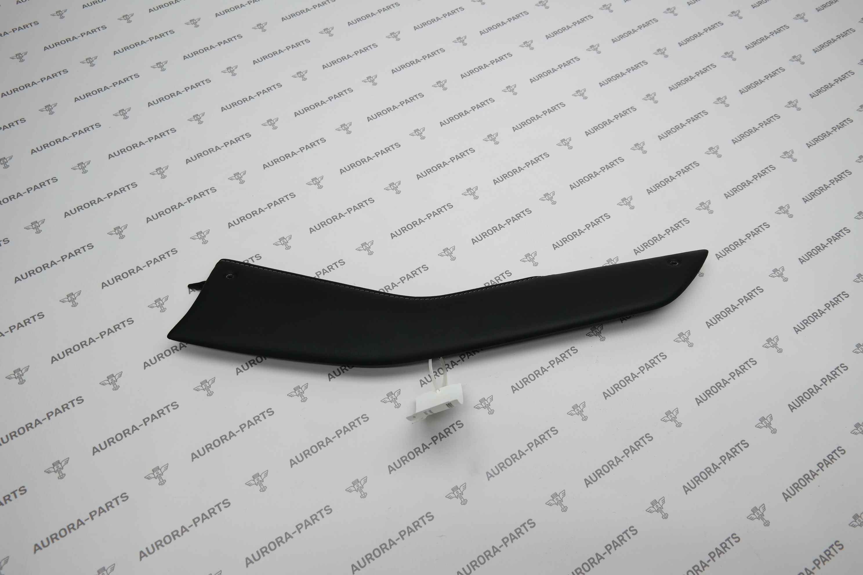 Накладка центральний консоли боковая LH Lexus NX 200