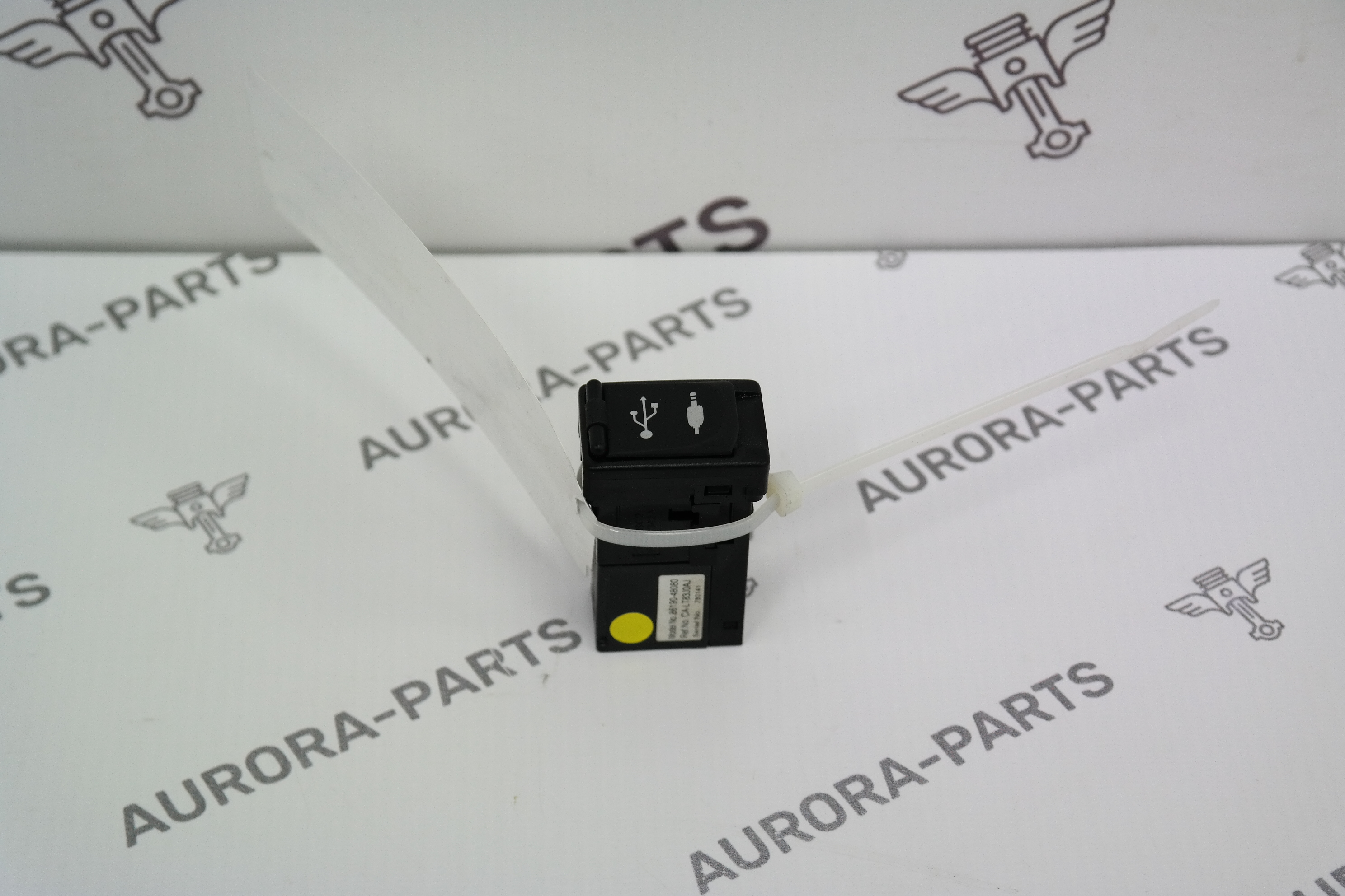 Адаптер USB, AUX Lexus NX 200