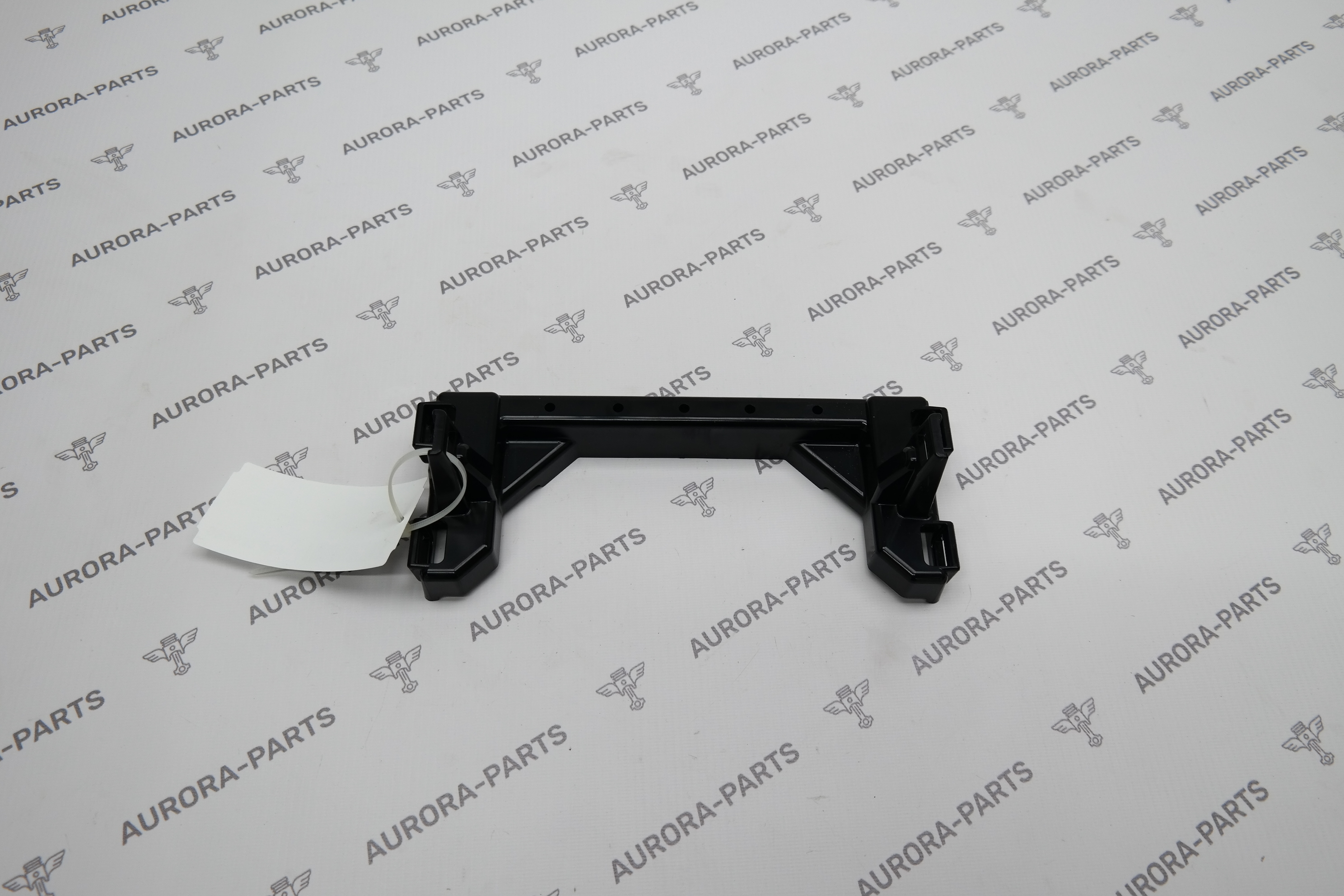 Кронштейн центральной консоли Lexus NX 200