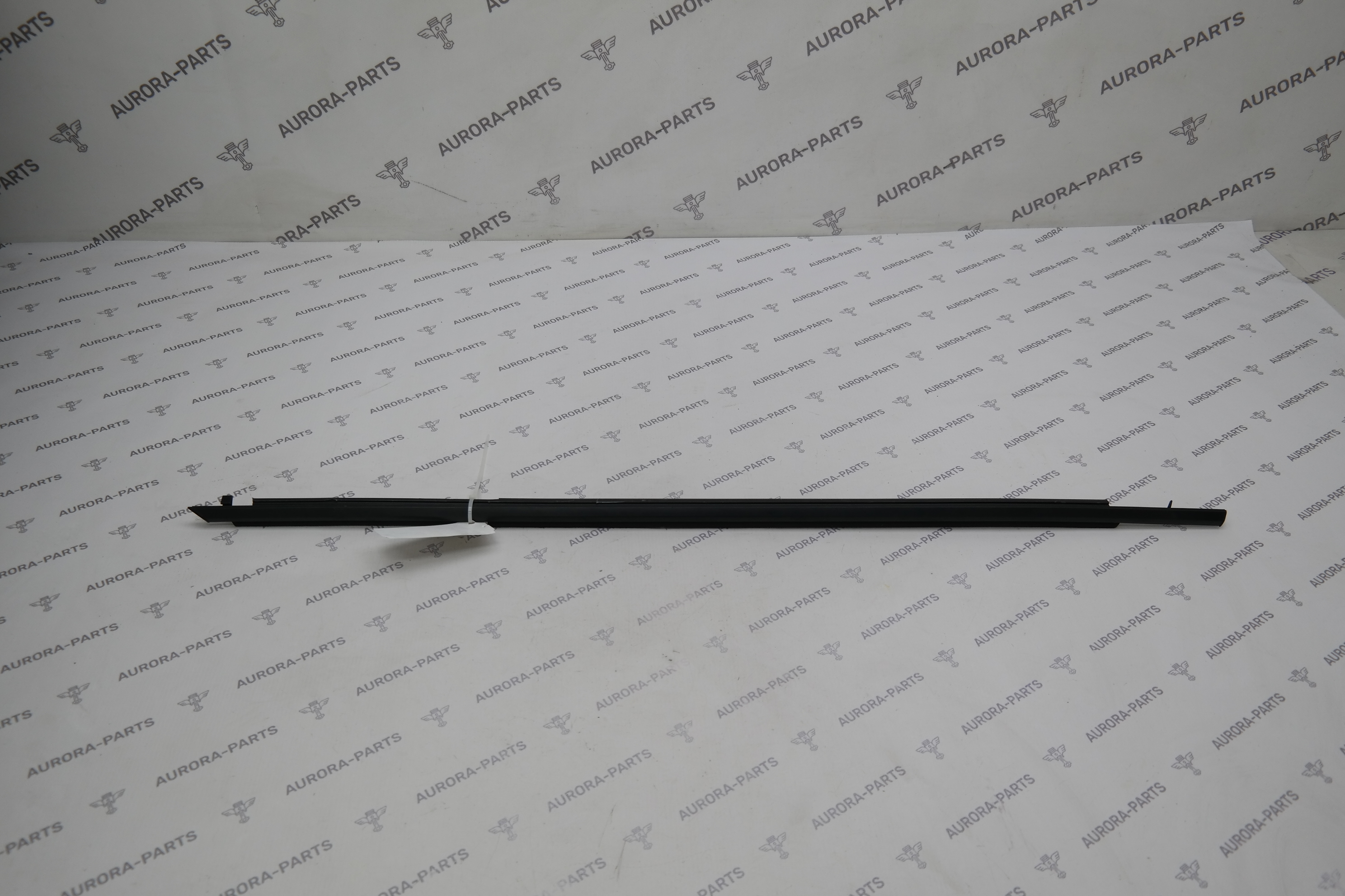 Молдинг (бархотка) задней двери LH Toyota RAV 4