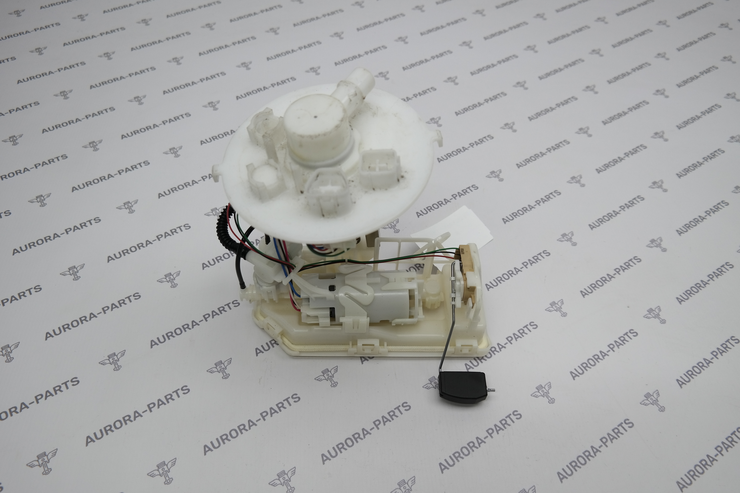 Насос топливный Toyota RAV 4