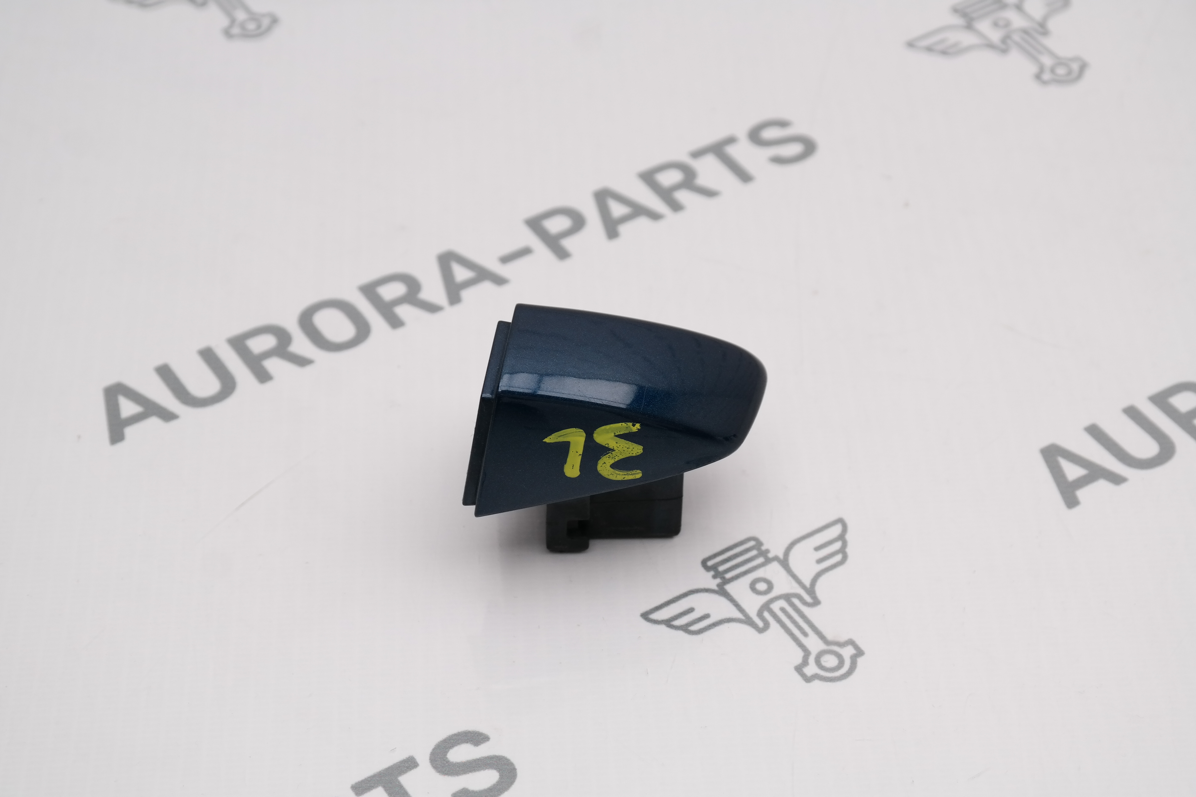 Хвостик наружной ручки двери LH Skoda Kodiaq