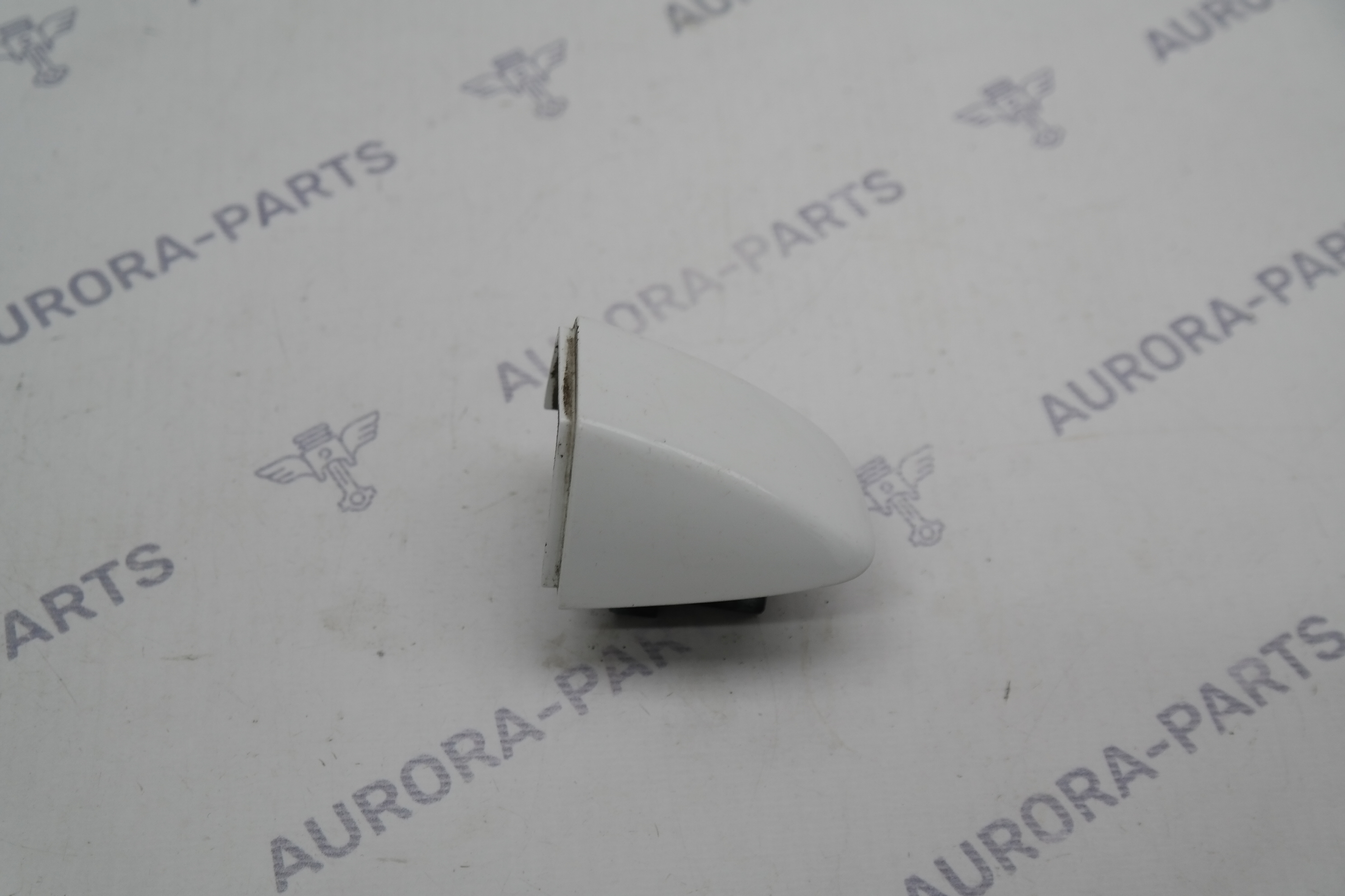 Хвостик наружной ручки двери RH Skoda Kodiaq