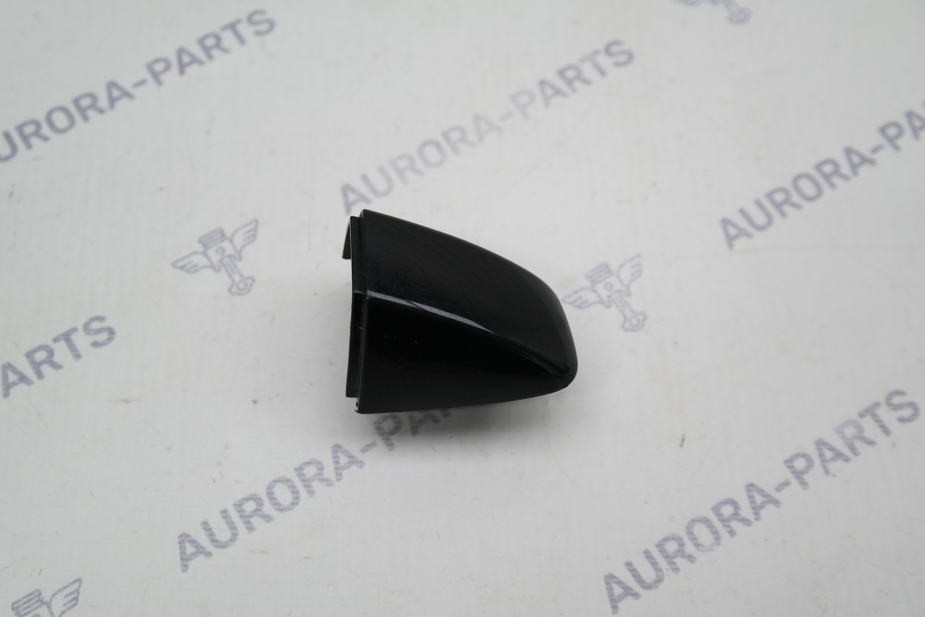 Хвостик наружной ручки двери RH Skoda Kodiaq