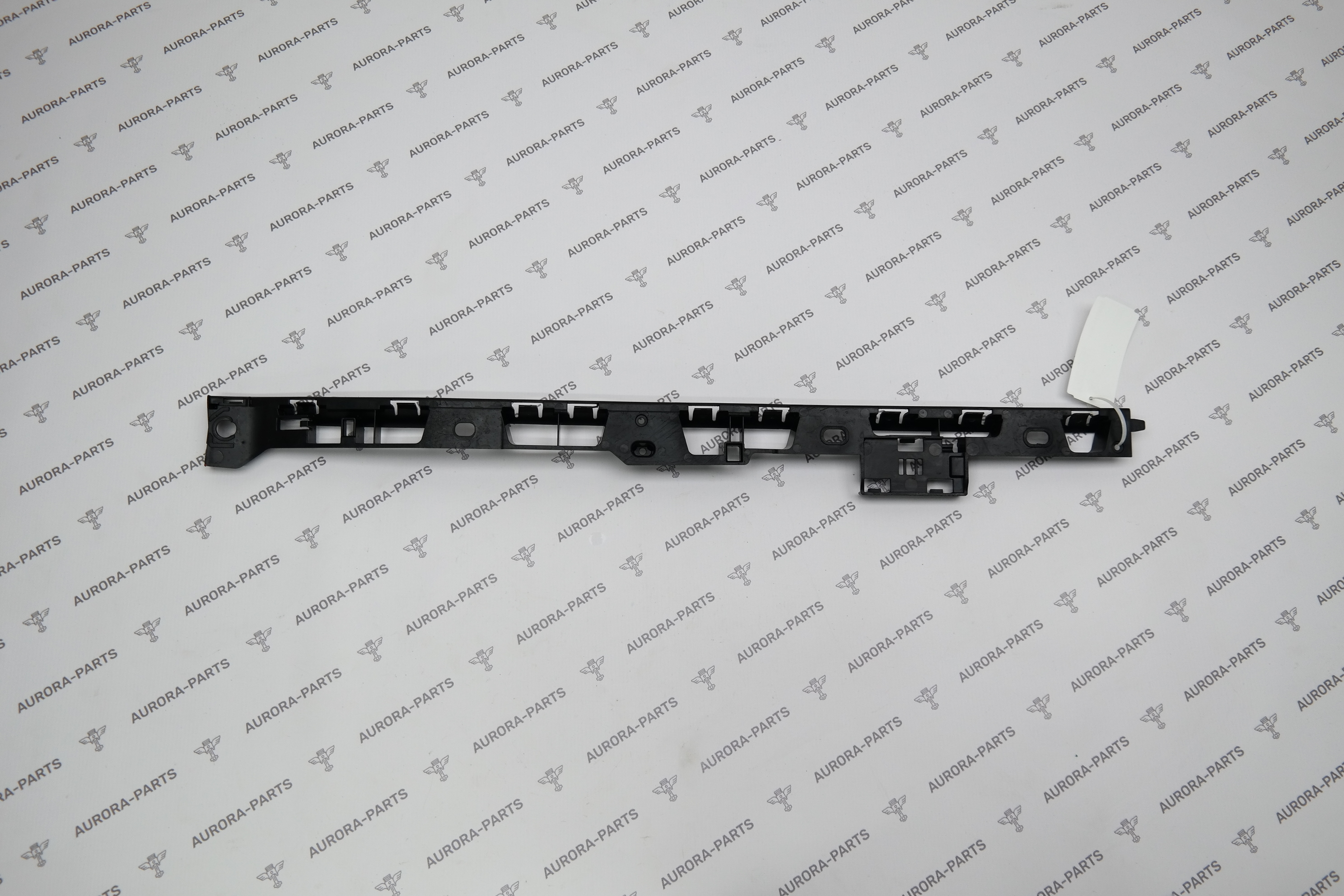 Кронштейн порога задний LH Porsche Macan