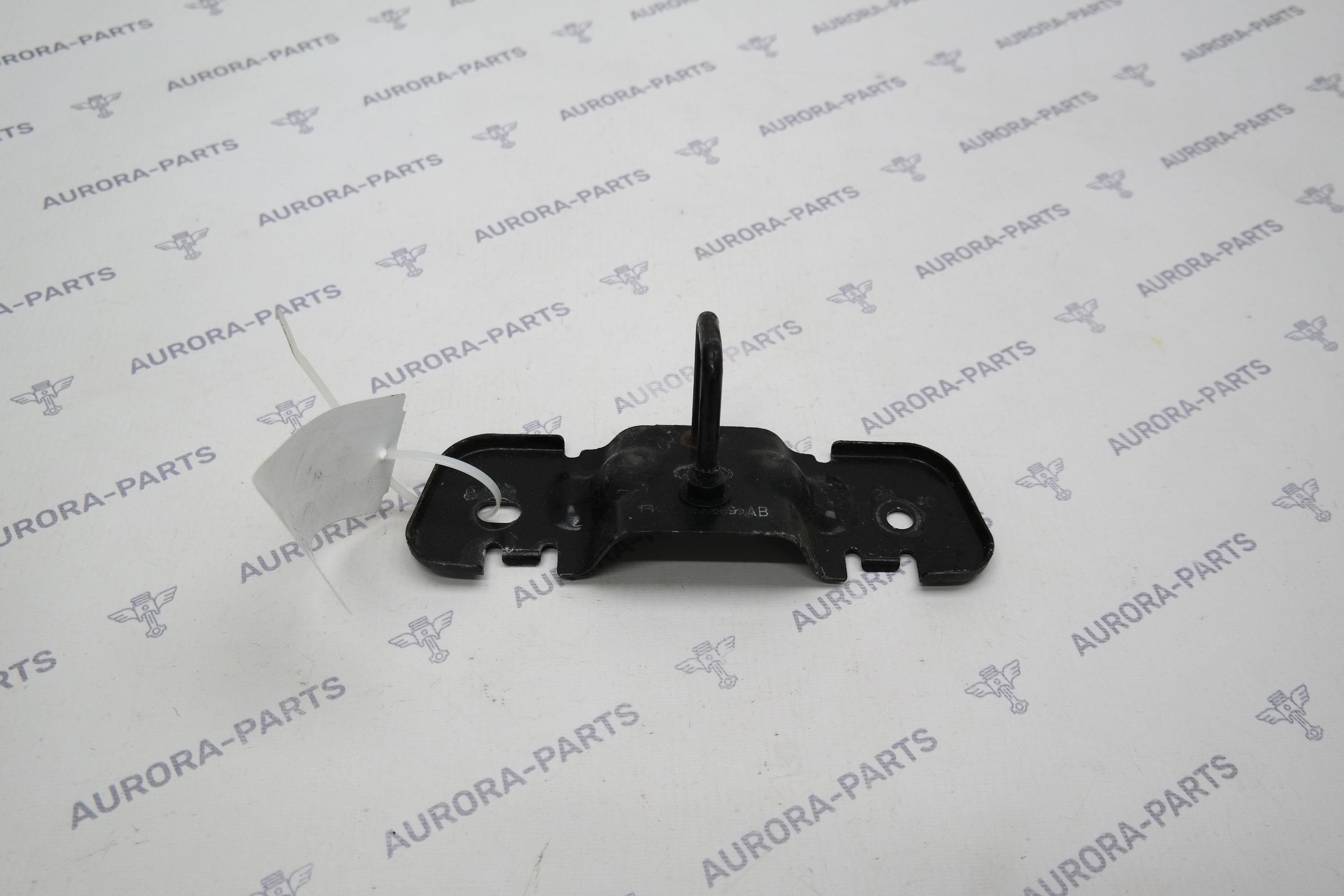 Ответная часть замка капота Land Rover Discovery Sport