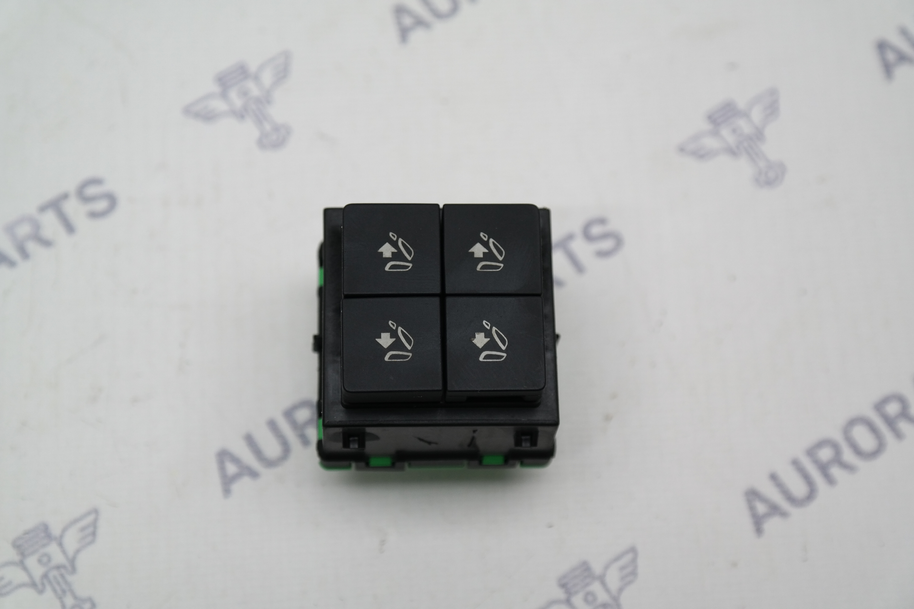 Блок кнопок электропривода сидений 3-его ряда Land Rover Range Rover Sport