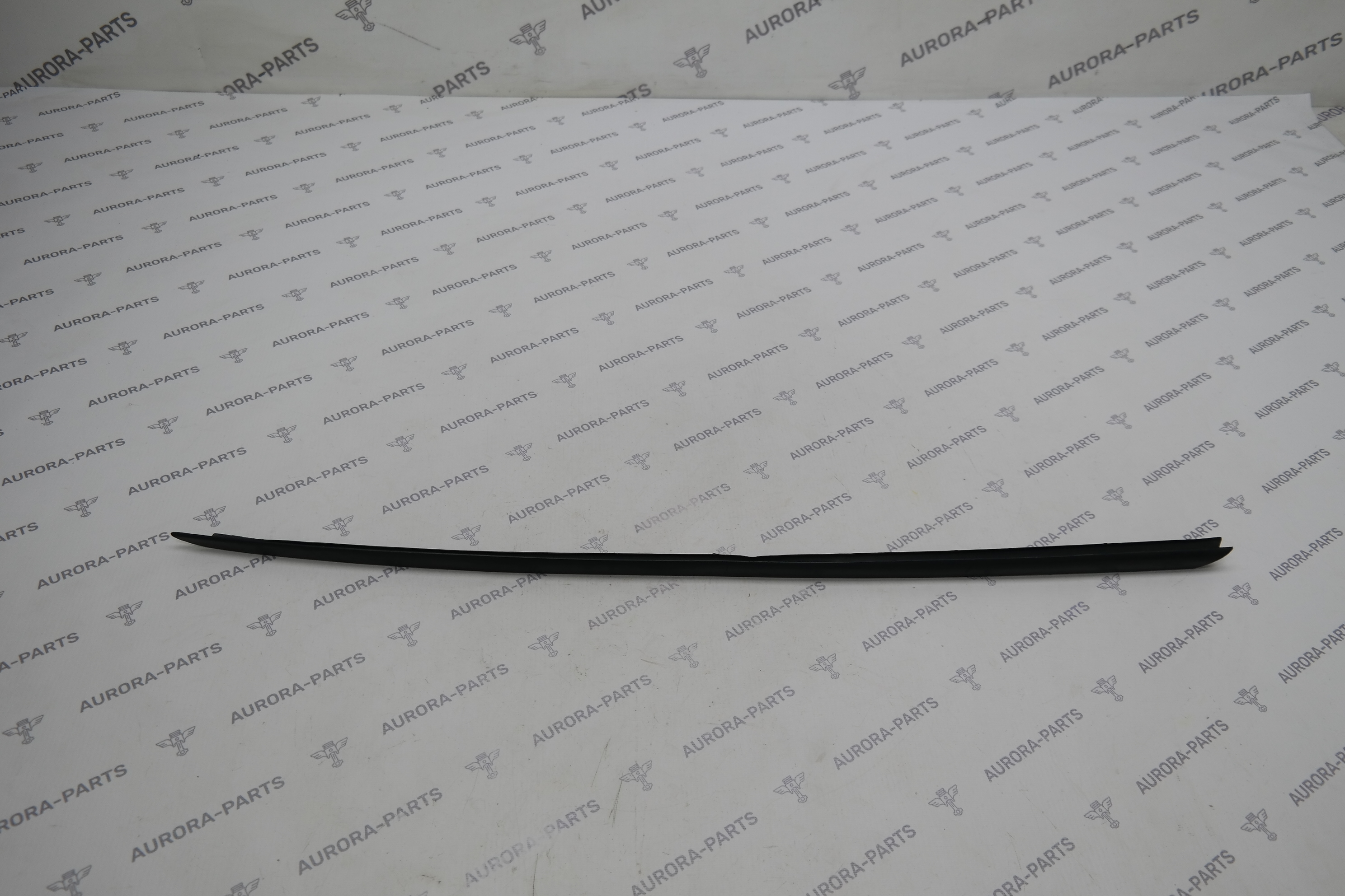 Молдинг лобового стекла RH Skoda Kodiaq