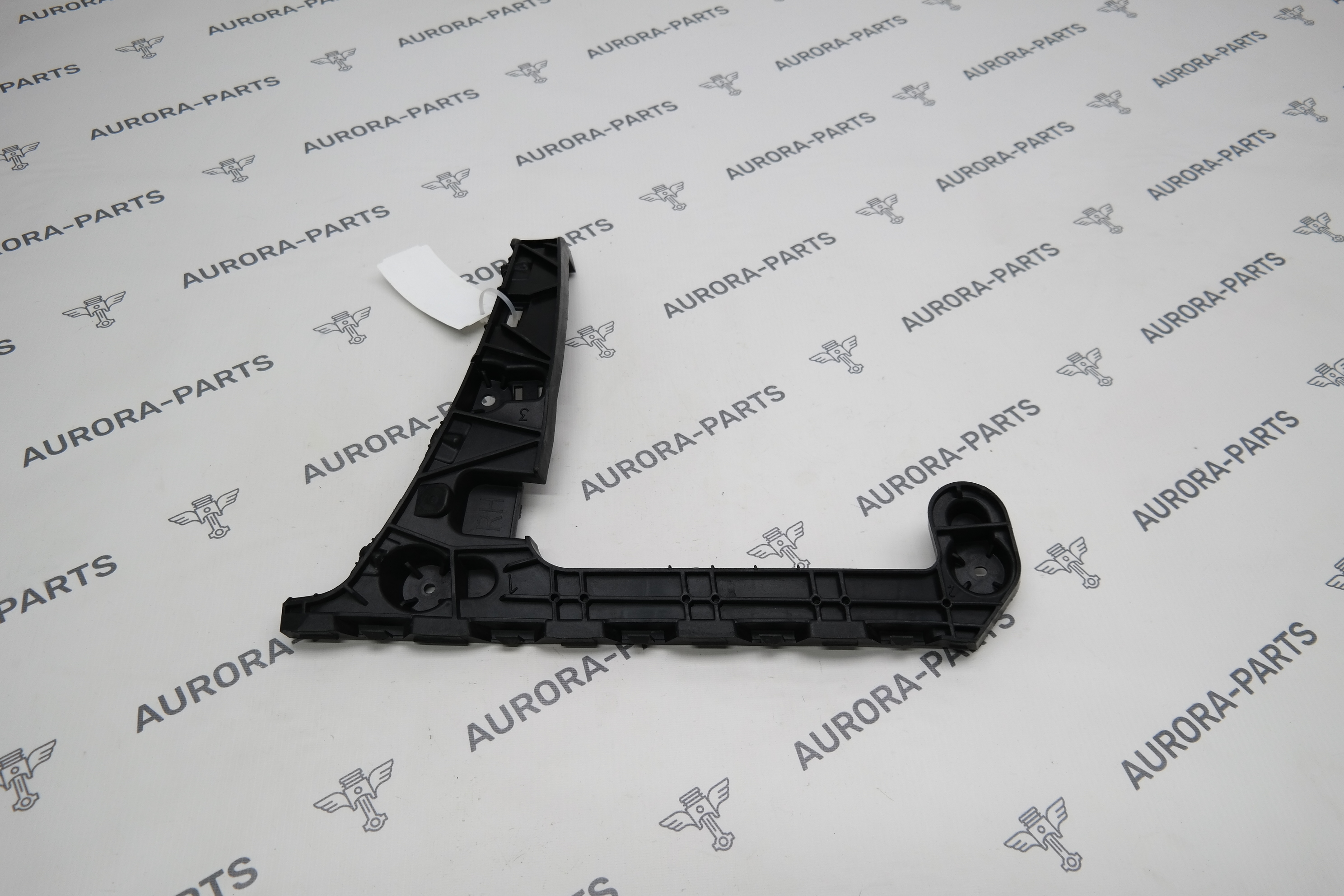 Кронштейн крепления заднего бампера RH Audi A4