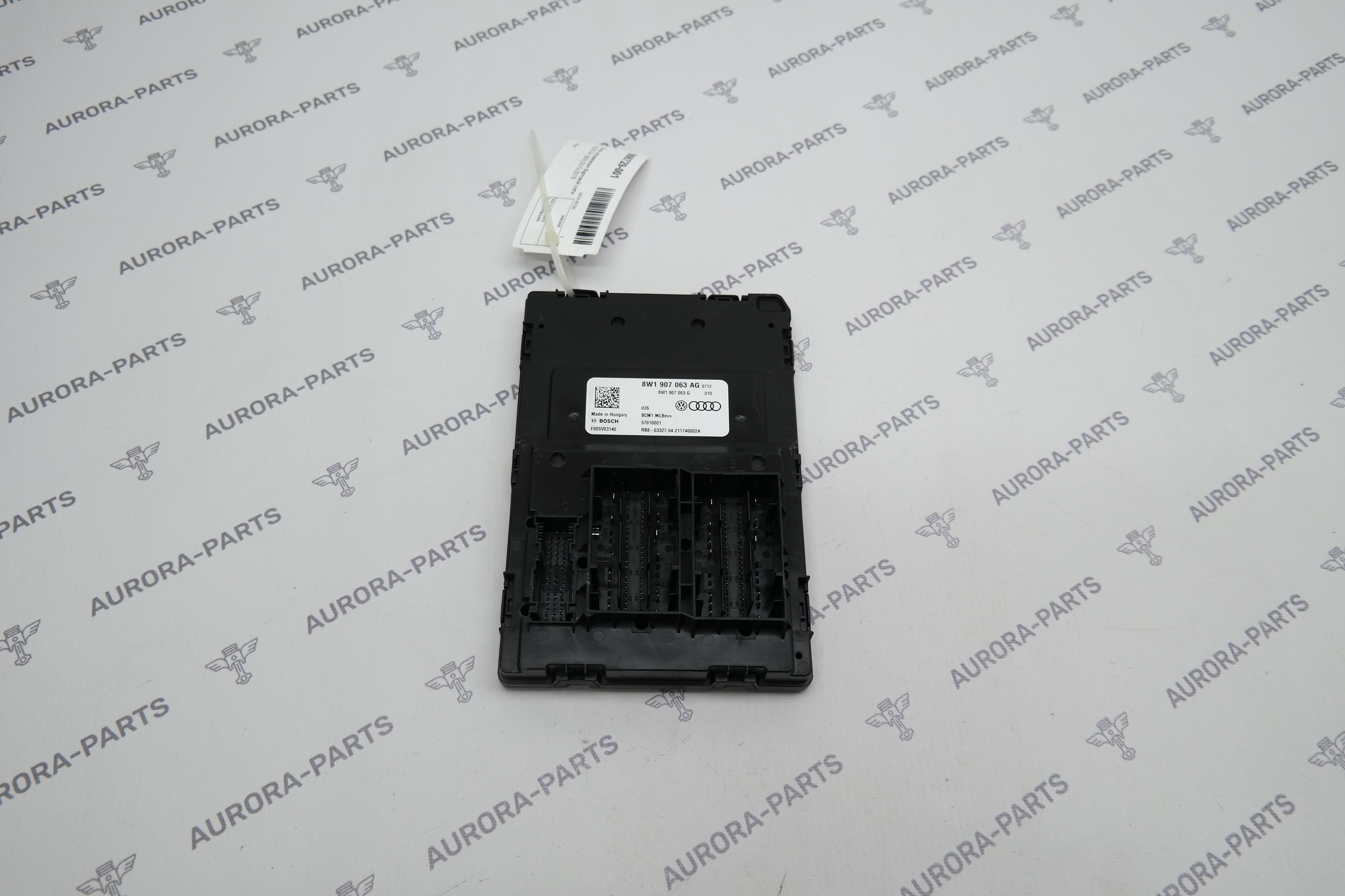 Блок управления бортовой сети Audi A4