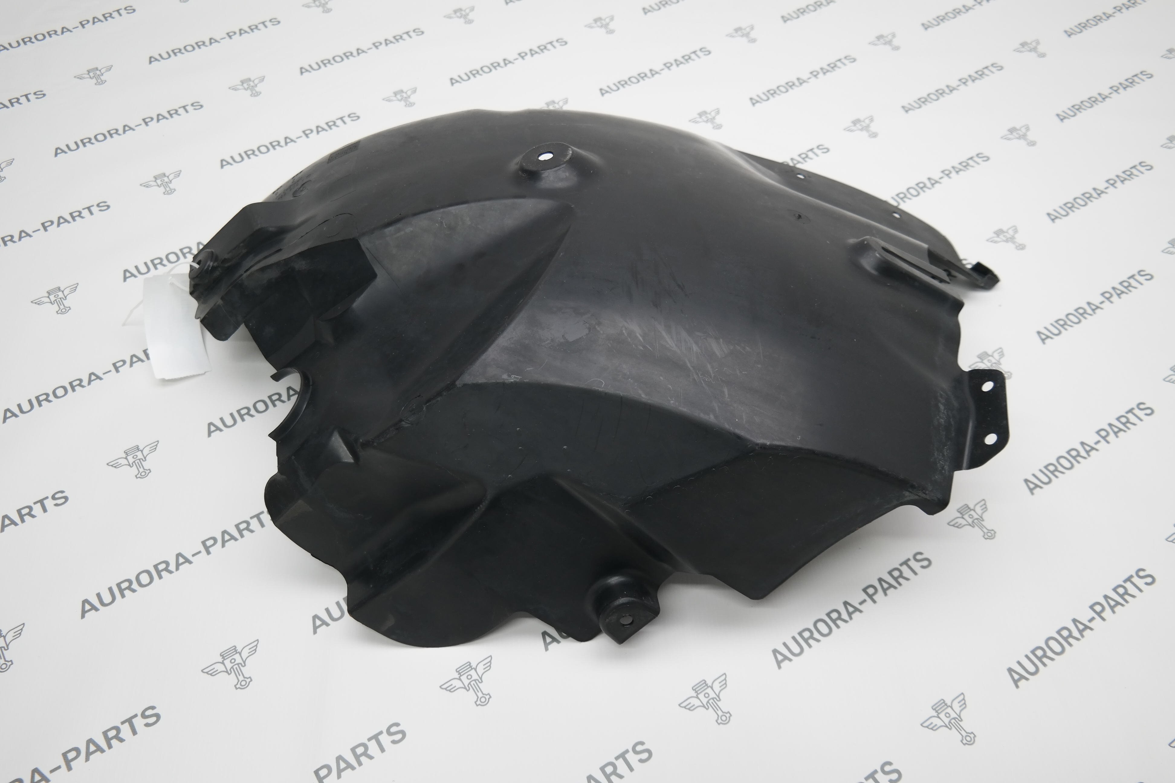 Подкрылок передний  RH задняя часть Mercedes Sprinter