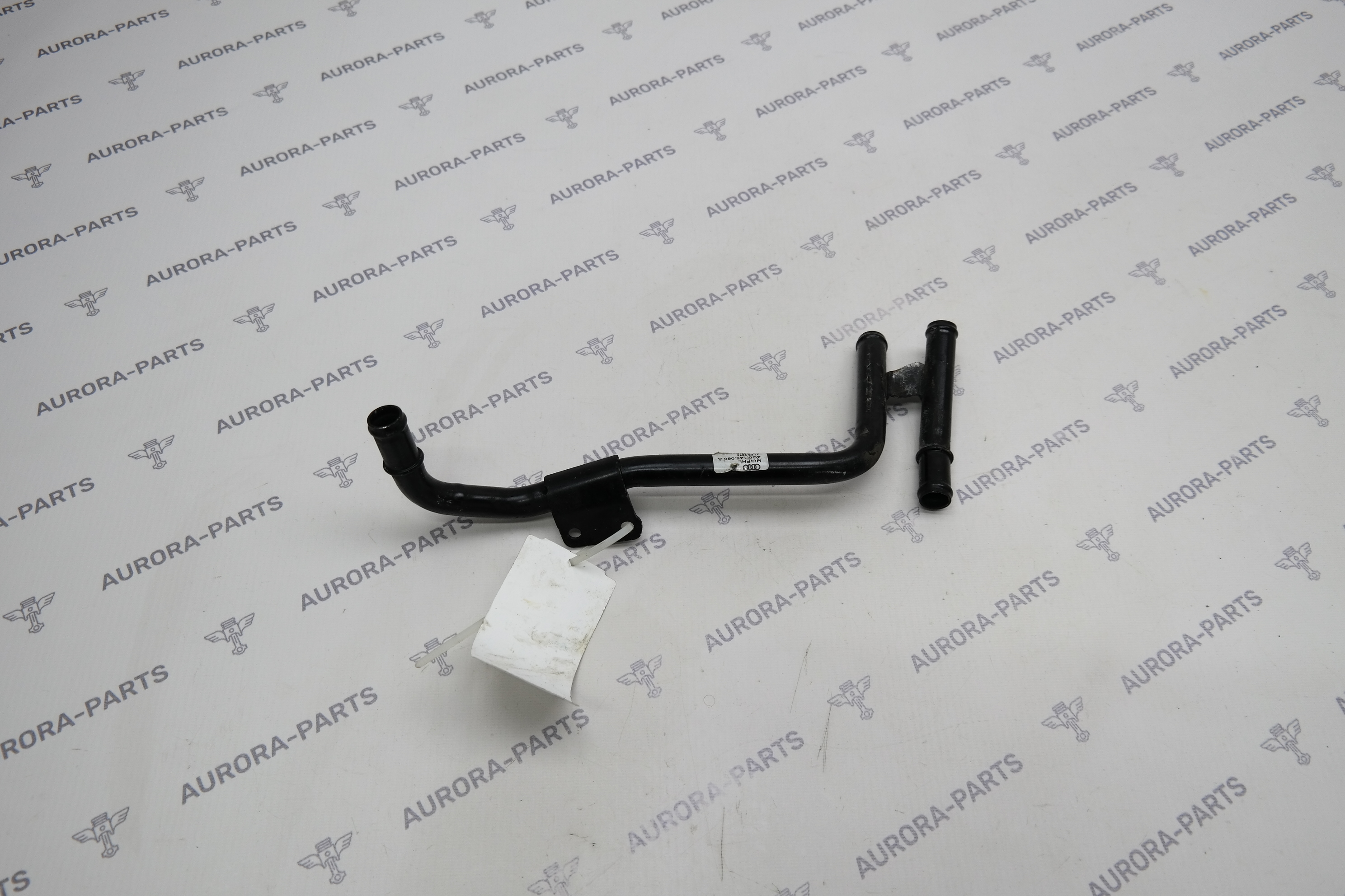 Трубка системы охлаждения Audi A6